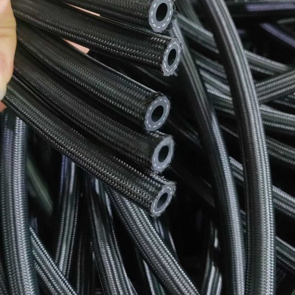 140156-R7QXYPL6BHCQ-720323