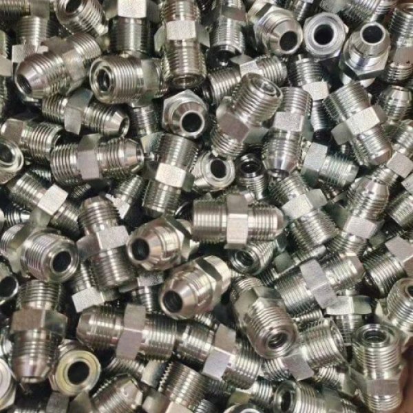 20250724082400_83436