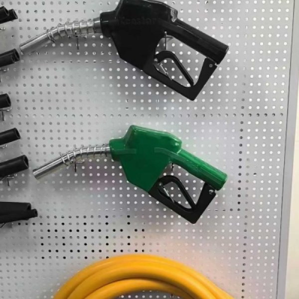 20251215210906_11888